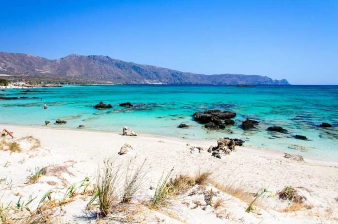 top 5 beaches of the greek islands