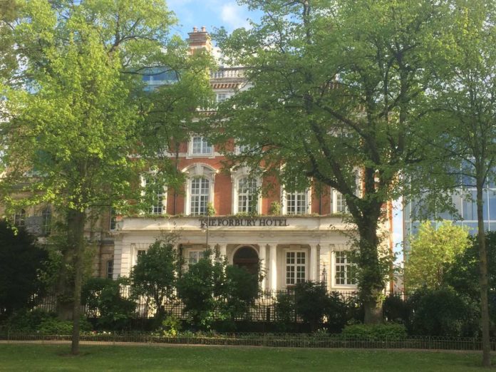Forbury Reading Forbury hotel Reading