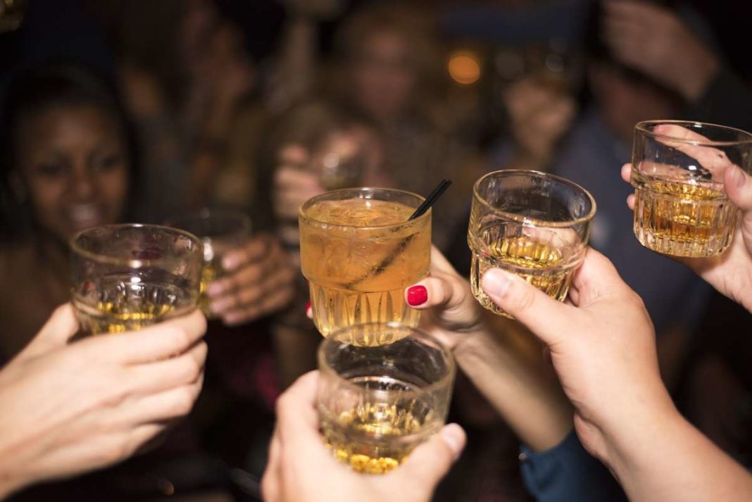 13 Things NOT TO DO When Travelling Abroad