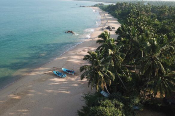 The beach at Balapitiya