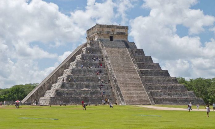 Chichen Itza, Mexico Chichen Itza, Mexico