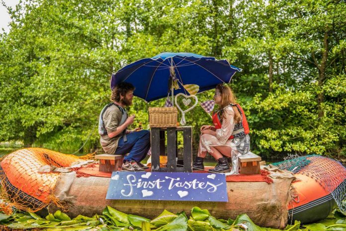 A first date aboard the First Tastes boat A first date aboard the First Tastes boat