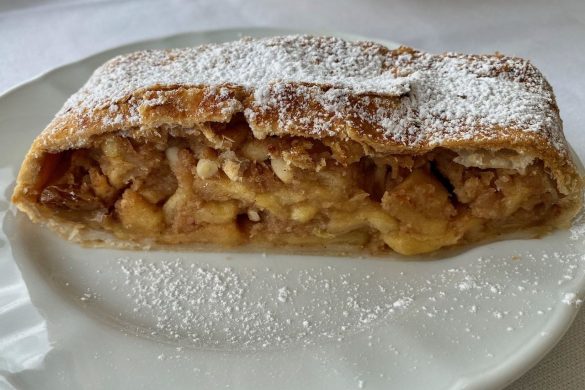 Apple Strudel at Cascina Zeledria in Madonna di Campiglio, Italy Apple Strudel at Cascina Zeledria in Madonna di Campiglio, Italy