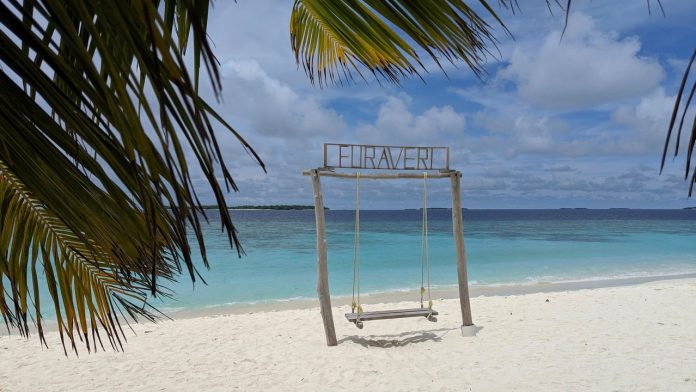 Beach swing Furaveri