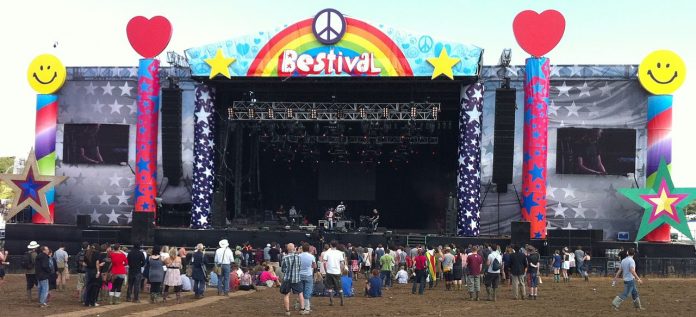 Bestival 2010 main stage Bestival 2010 main stage