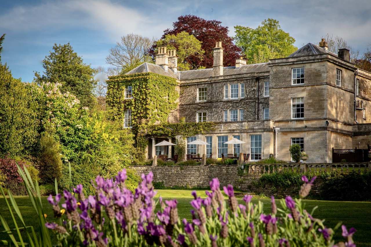 Hotel Review: Burleigh Court, Cotswolds, England