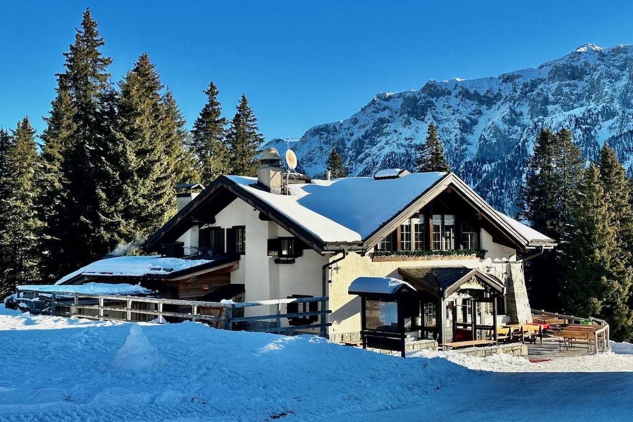 Cascina Zeledria on the sholpes of Pradalago above Madonna di Campiglio