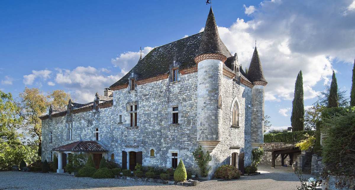 6 spooky castles in Western Europe to stay