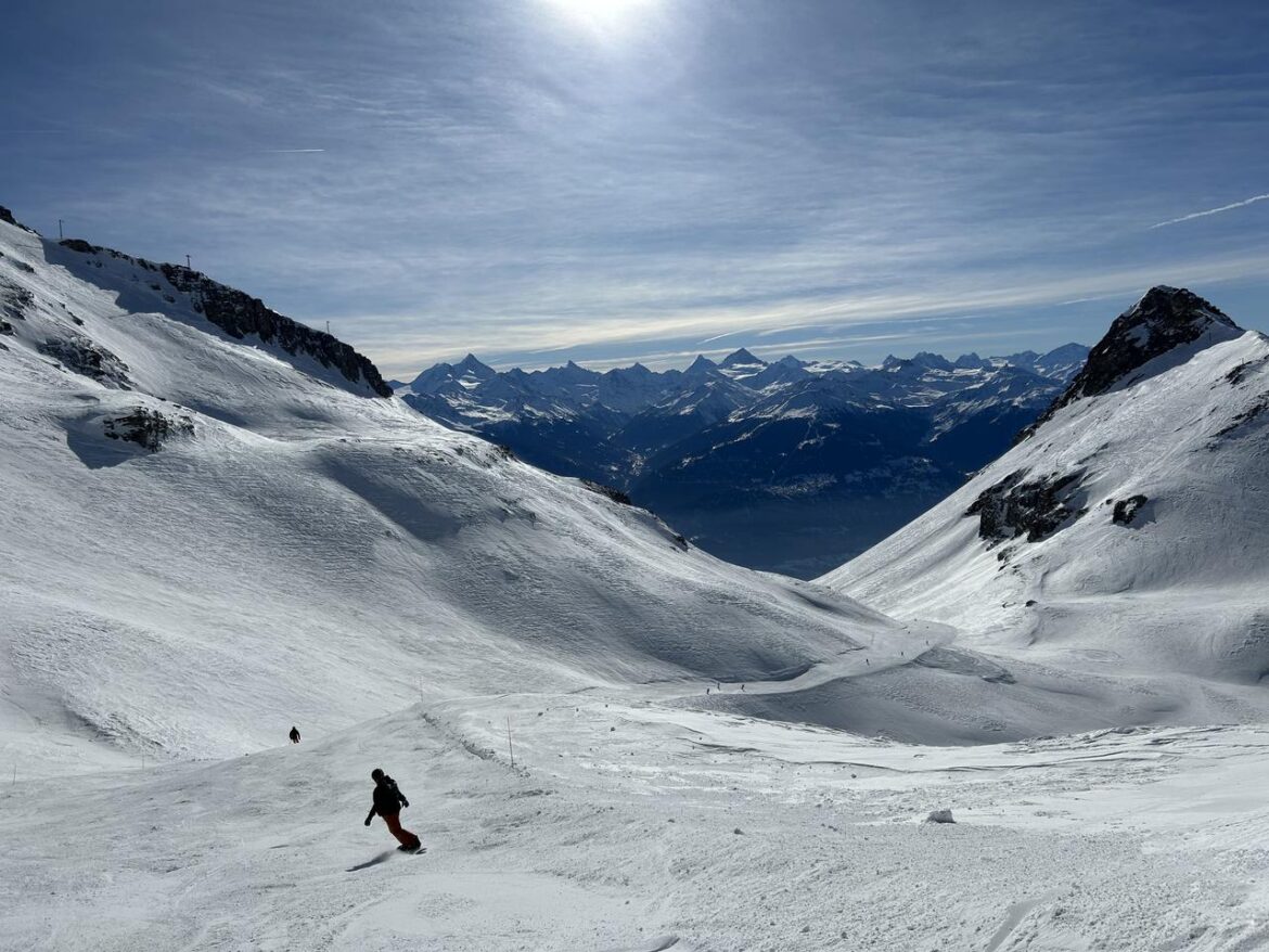A ski guide to the stylish CransMontana ski resort in the Swiss Alps