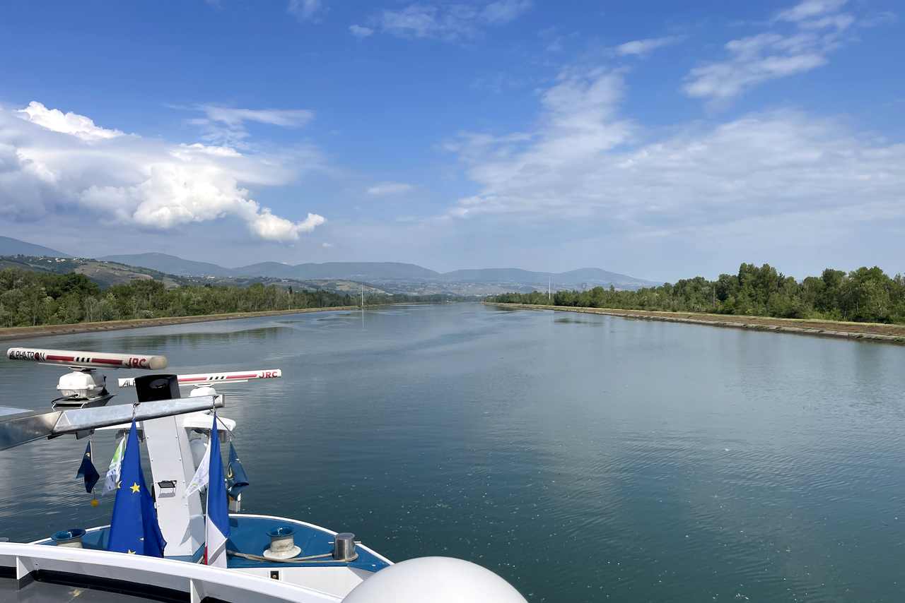 Cruising along the Rhone river