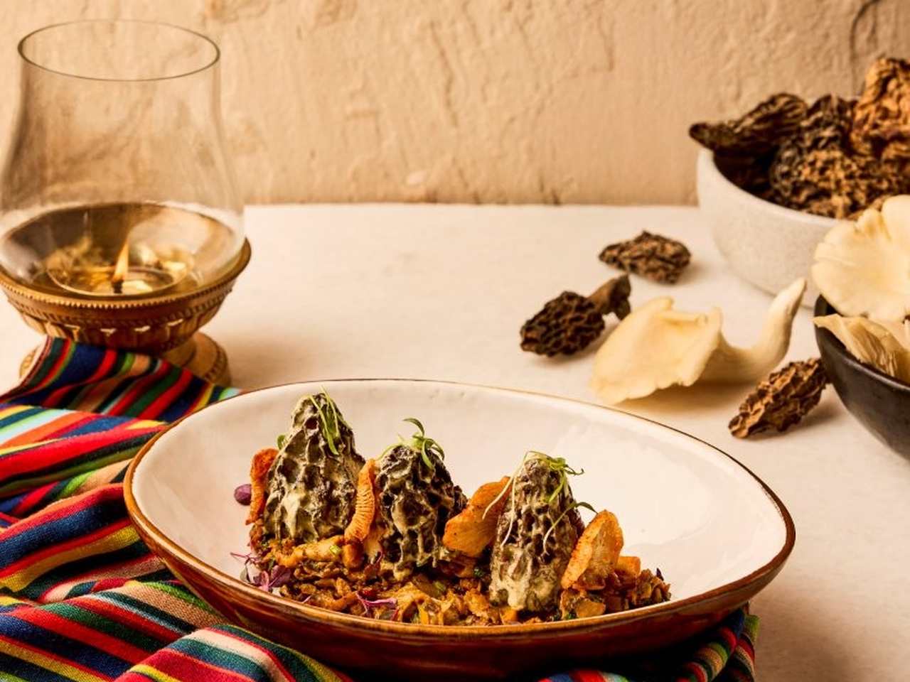 Dhingri Kachru - Loya, Taj Palace, New Delhi