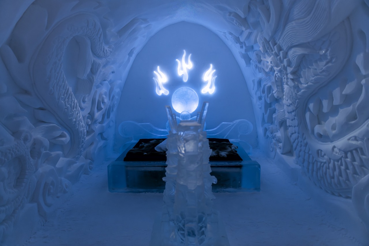 Dragon Of Icehotel, Gao Hongyu & Guo Baiwei, China, ICEHOTEL 36, c. Asaf Kliger