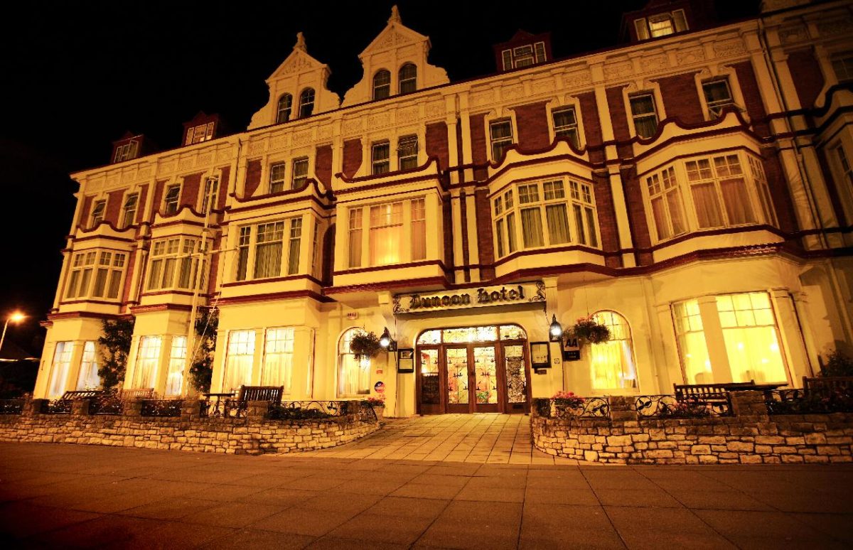 Hotel Review Dunoon Hotel, Llandudno, Wales