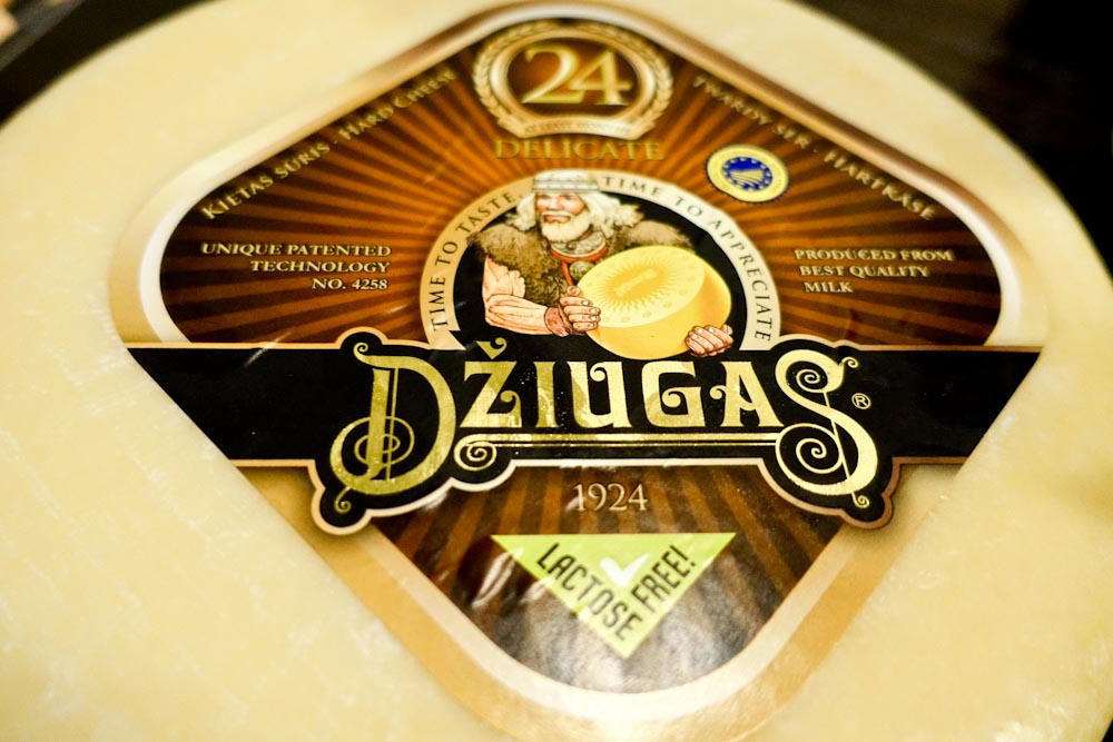 Dziuga Label