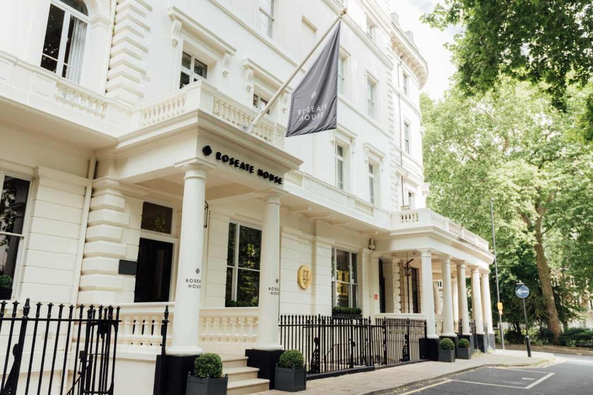 Roseate House Hotel