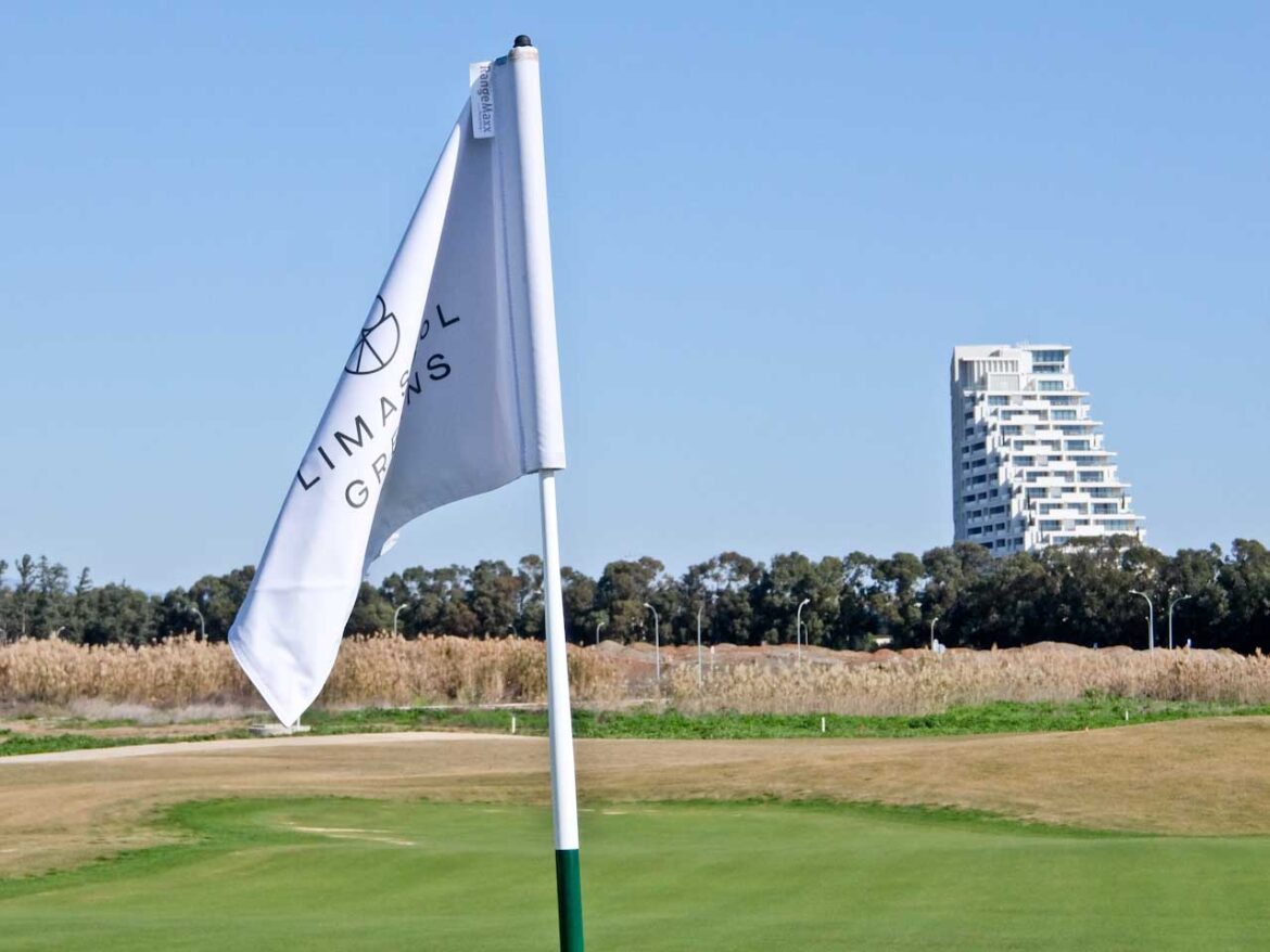 Flag and City of Dreams