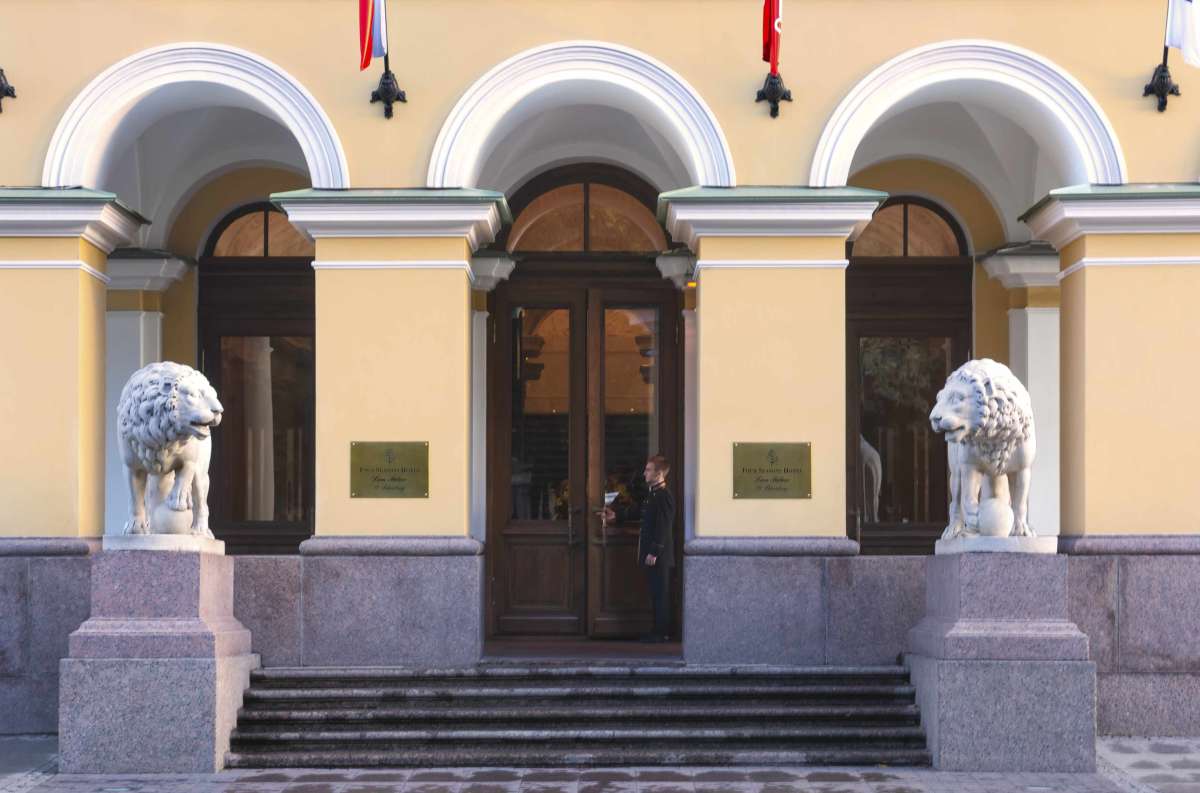 Four Seasons, St Petersburg - marble lions