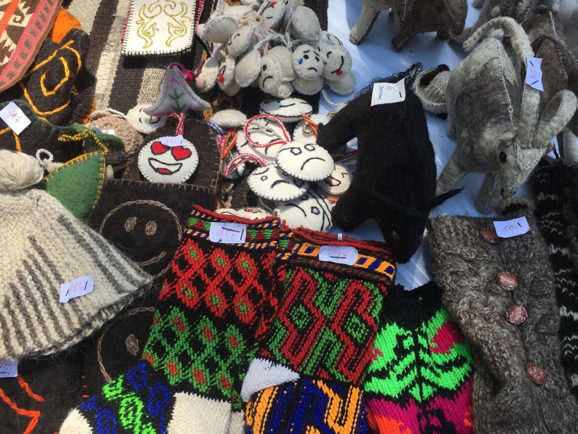 Handicrafts at the Roof of the World Festival