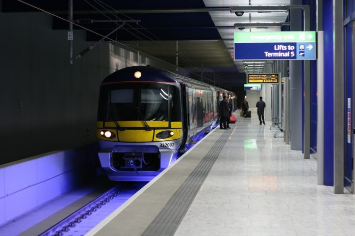 Heathrow Express at Heathrow Terminal 5 Heathrow Express at Heathrow Terminal 5