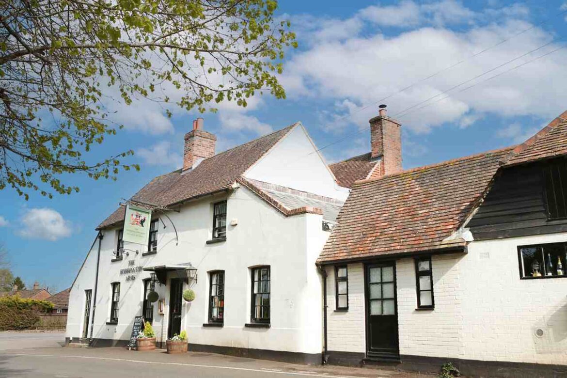 Hoddington Arms