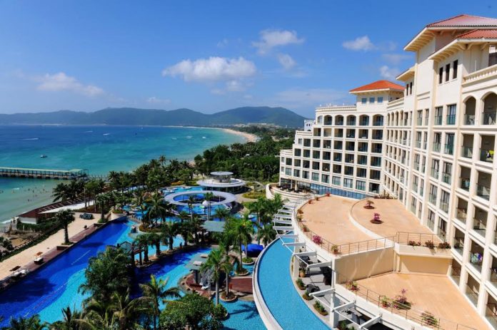 Hong Kong – Sanya Weekend Tour Hong Kong – Sanya Weekend Tour