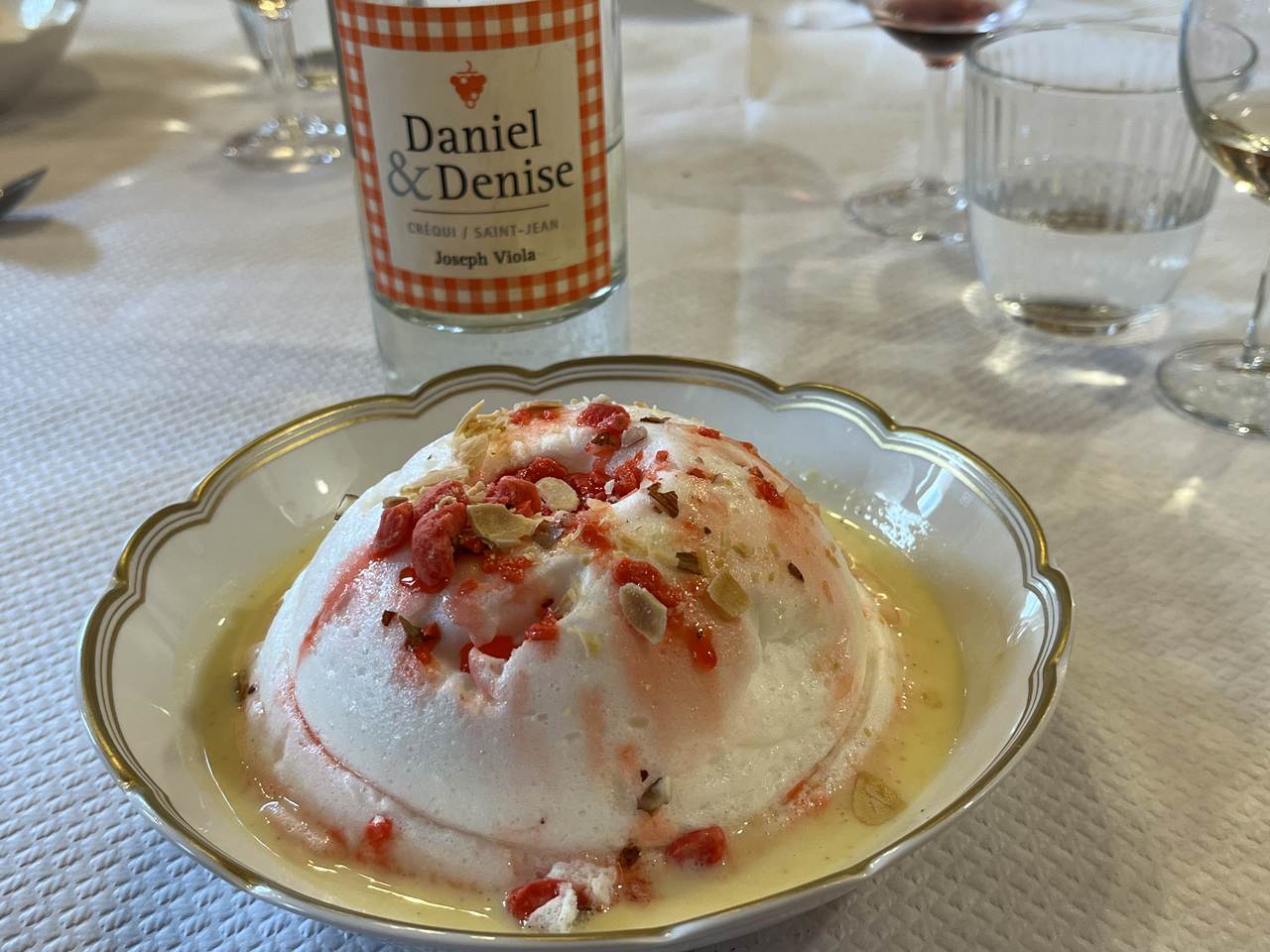 Ile Flottante, Daniel et Denise, Lyon