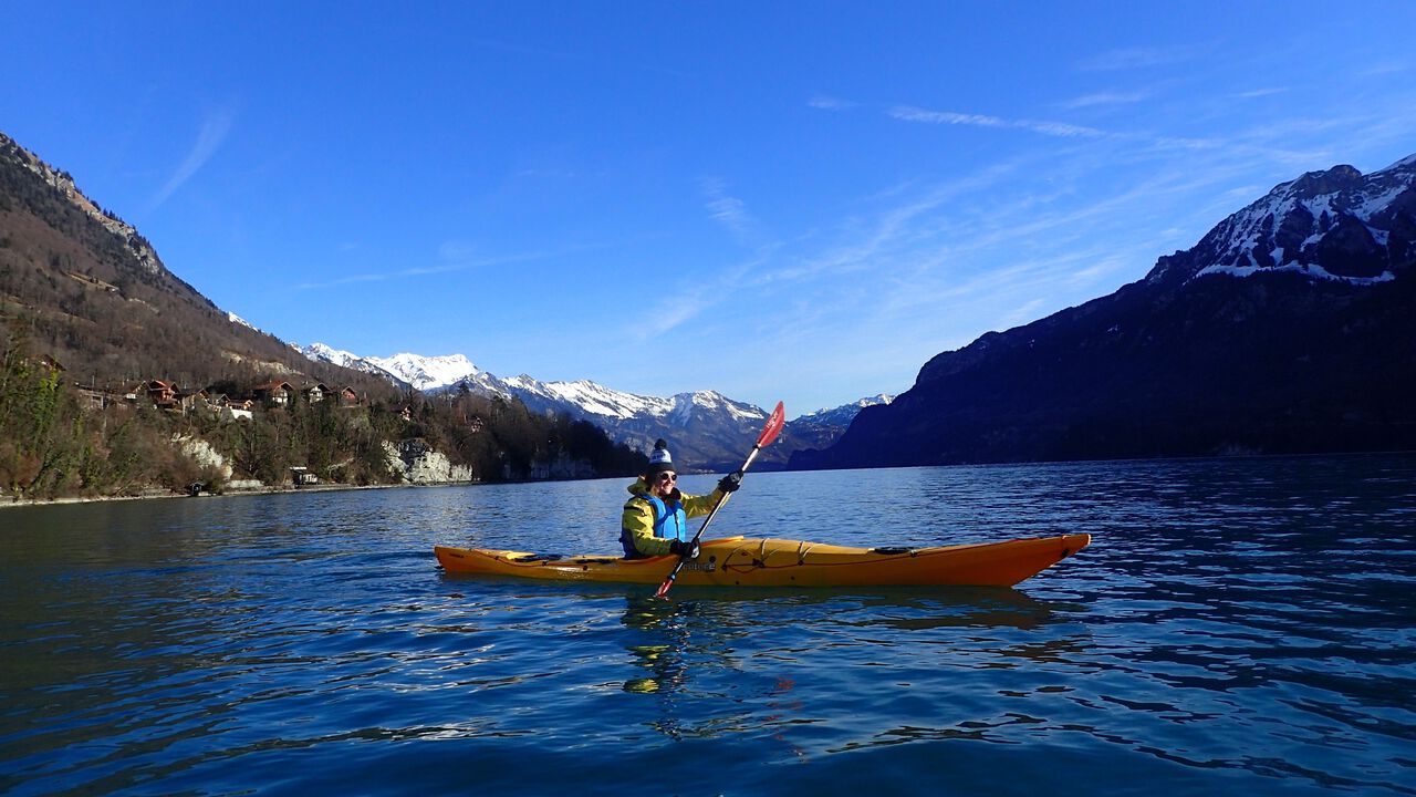Kayaking on Lake Brienz