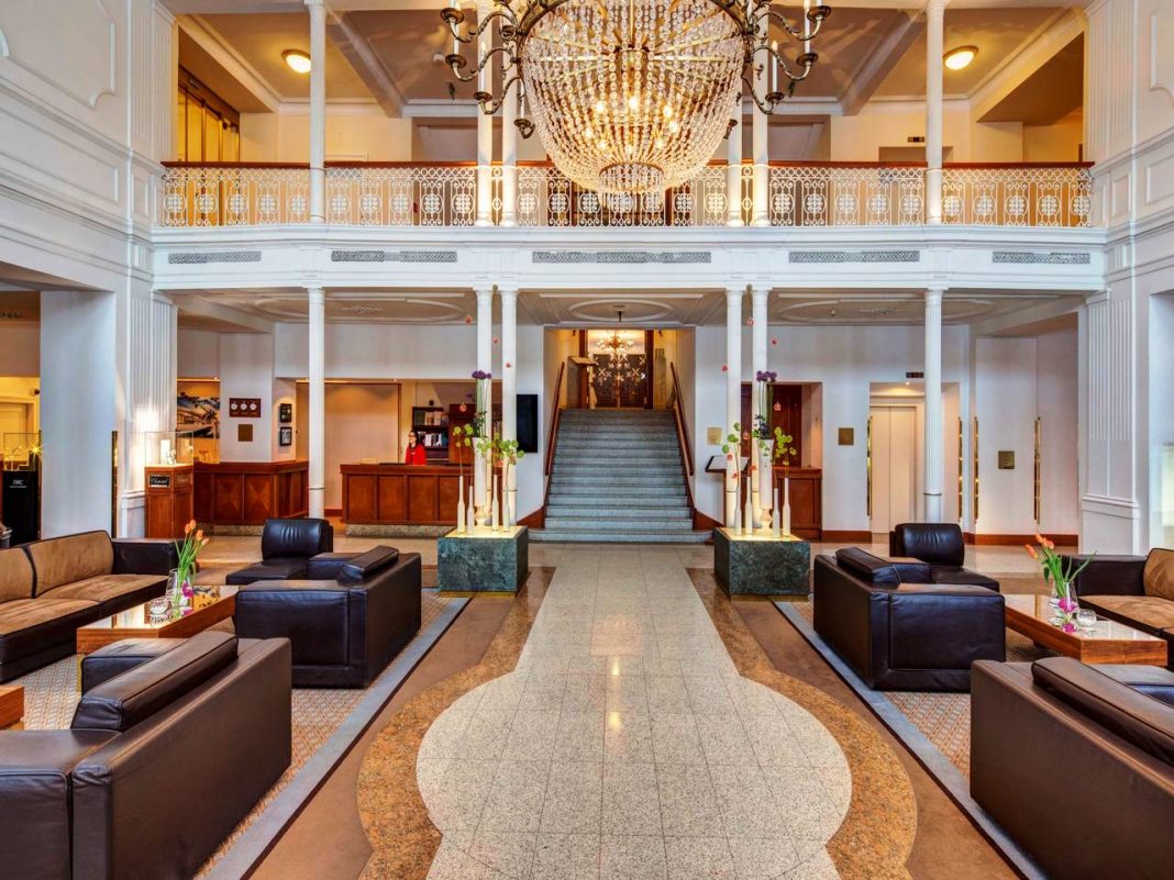 Kempinski Hotel Entrance 1068x801
