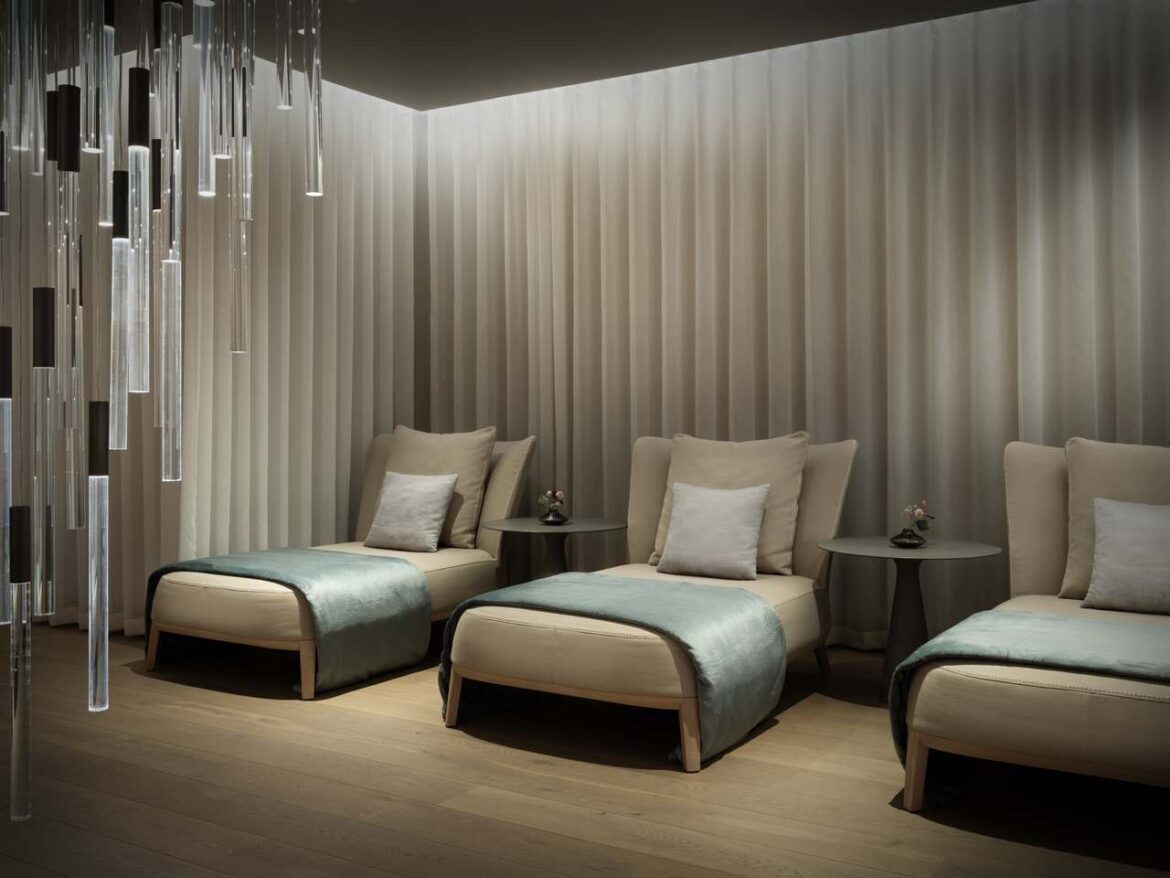 LONWI_Heavenly Spa Santuary (2) Heavenly Spa relaxation Room