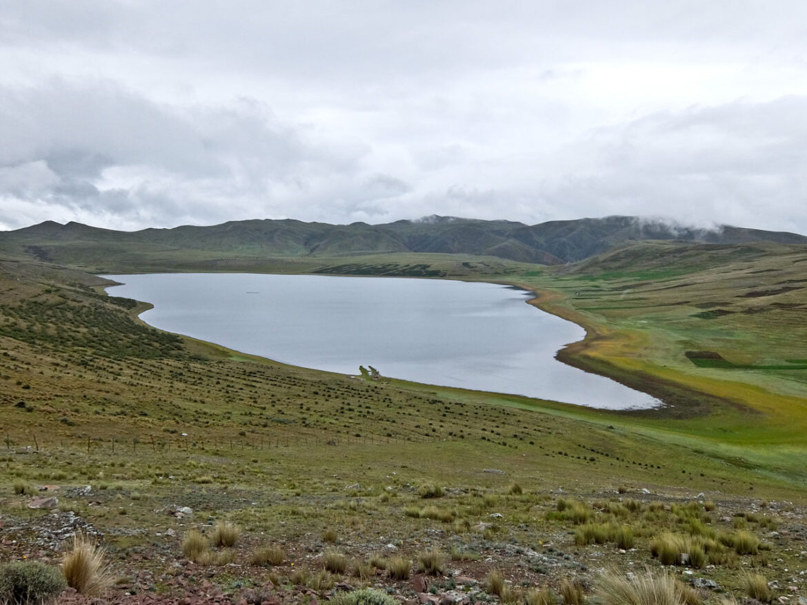 Lake Qoricocha