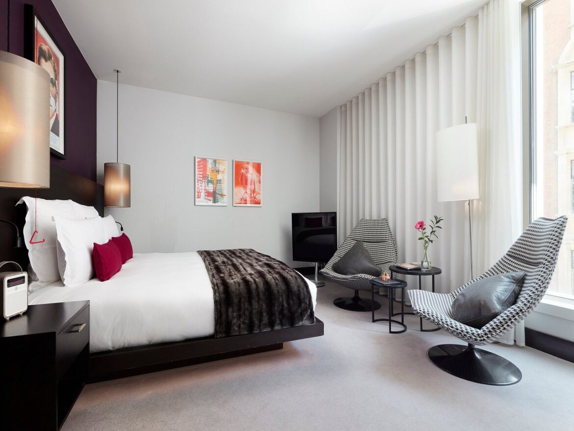 Luxuy-Room-South-Place-Hotel-