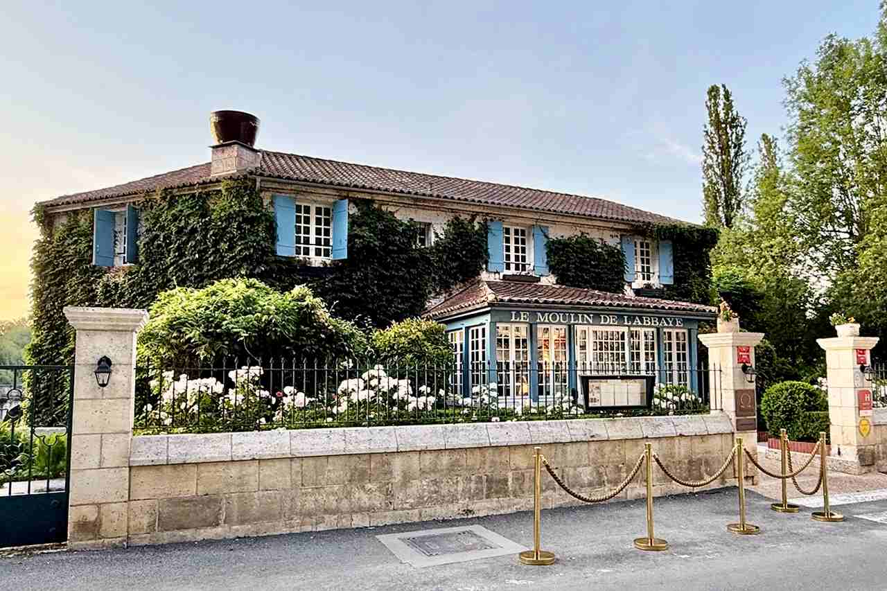 Moulin de l’Abbaye Hotel in Brantôme, Dordogne