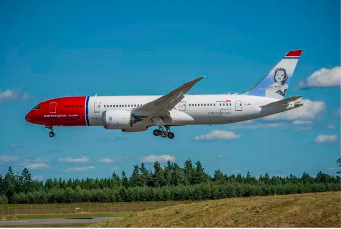 norwegian airlines carry on weight