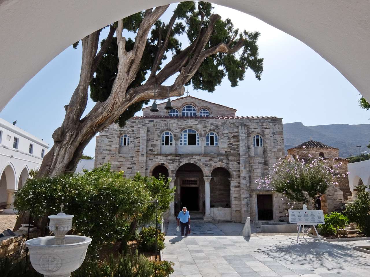 Panagia Ekatontapyliani Paros