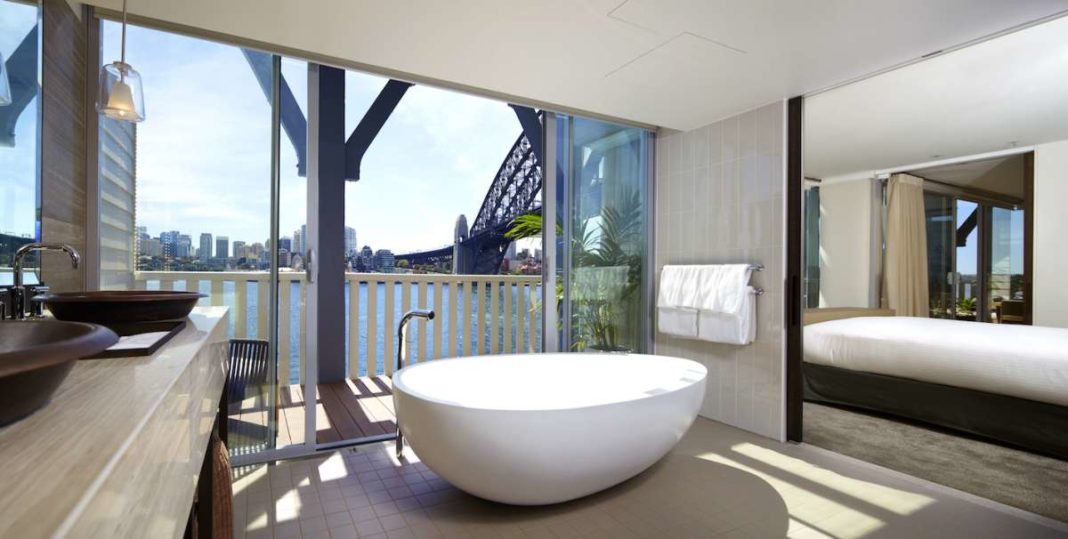 10 sensational hotel baths with a view