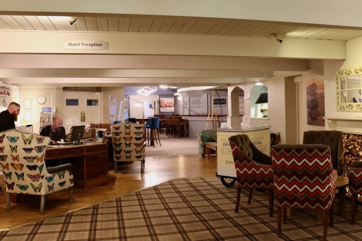 Hotel Review Potters Heron, Ampfield, Hampshire, England