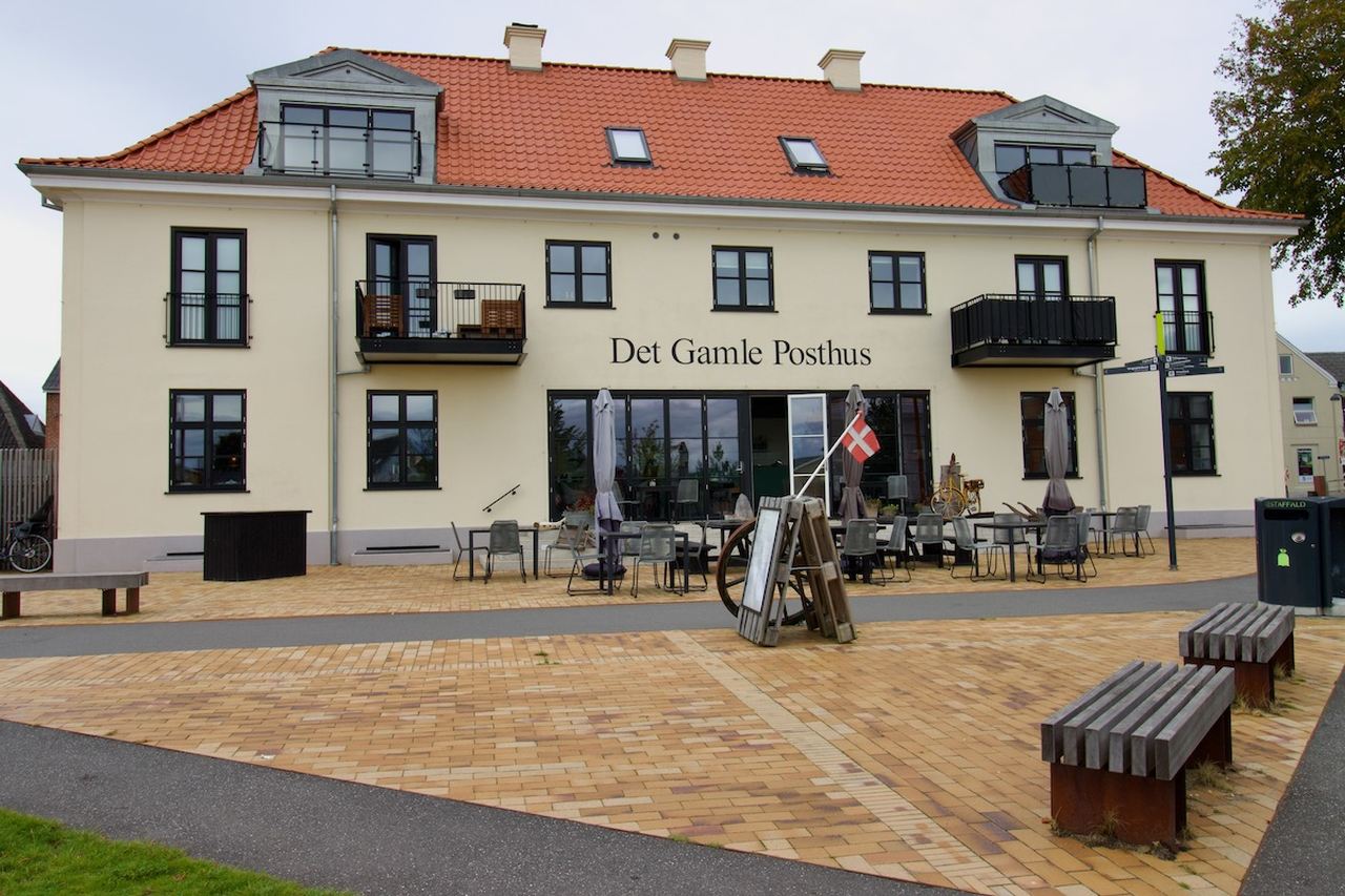 Restaurant Det Gamle Posthus in Brædstrup, Kystlandet, Denmark