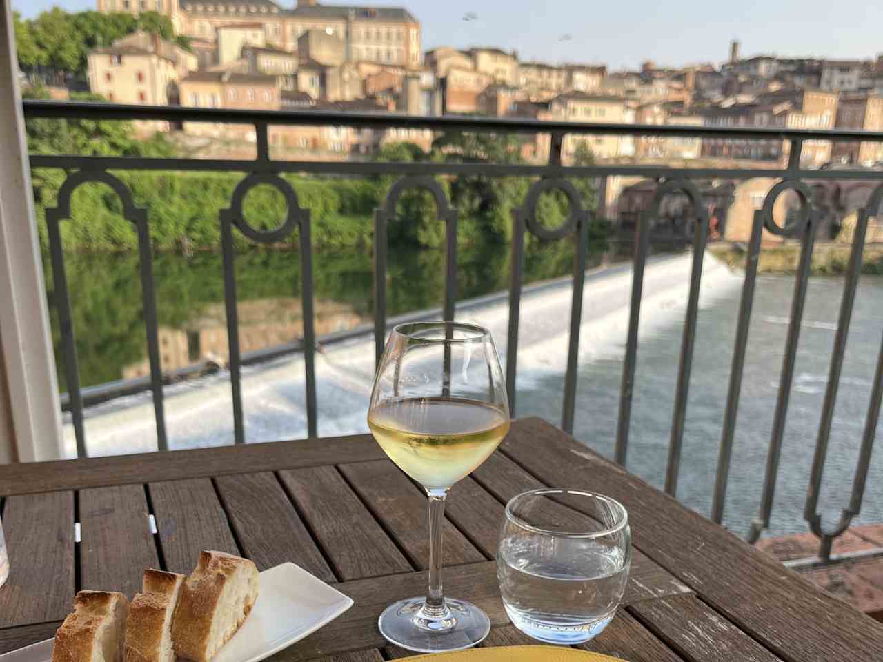 Restaurant view of Tarn