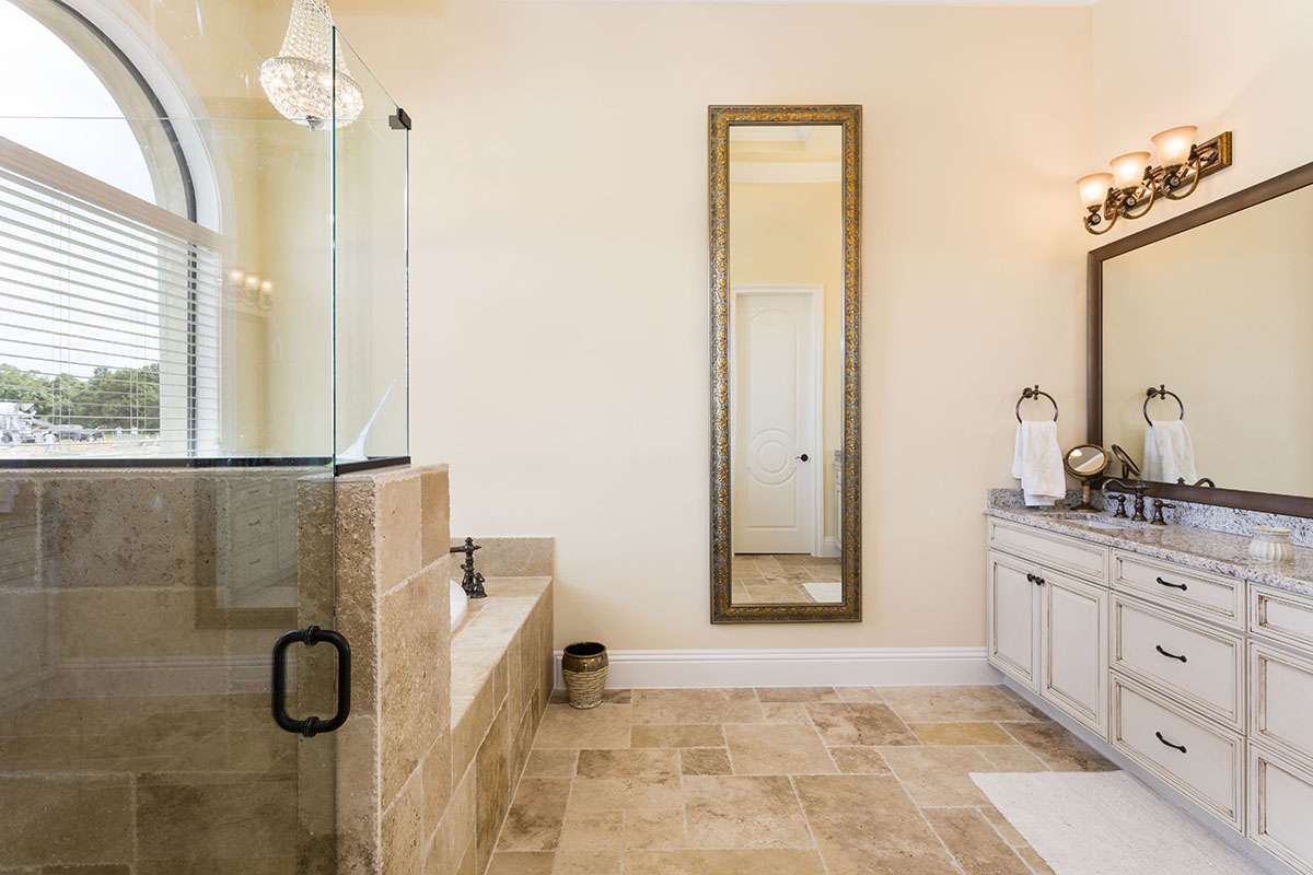 Reunion Resort Orlando: Villa 6000: Master Bathroom
