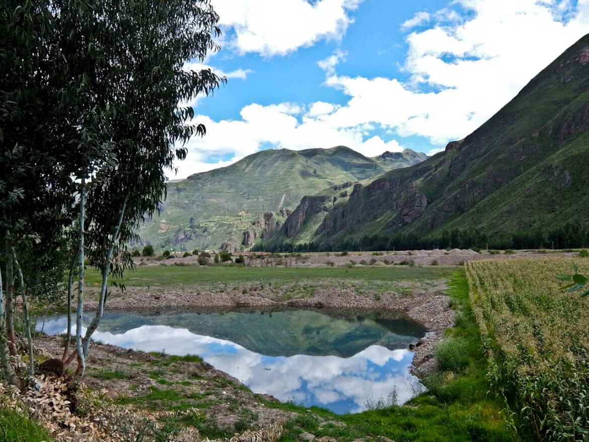 Sacred Valley Water and mountains