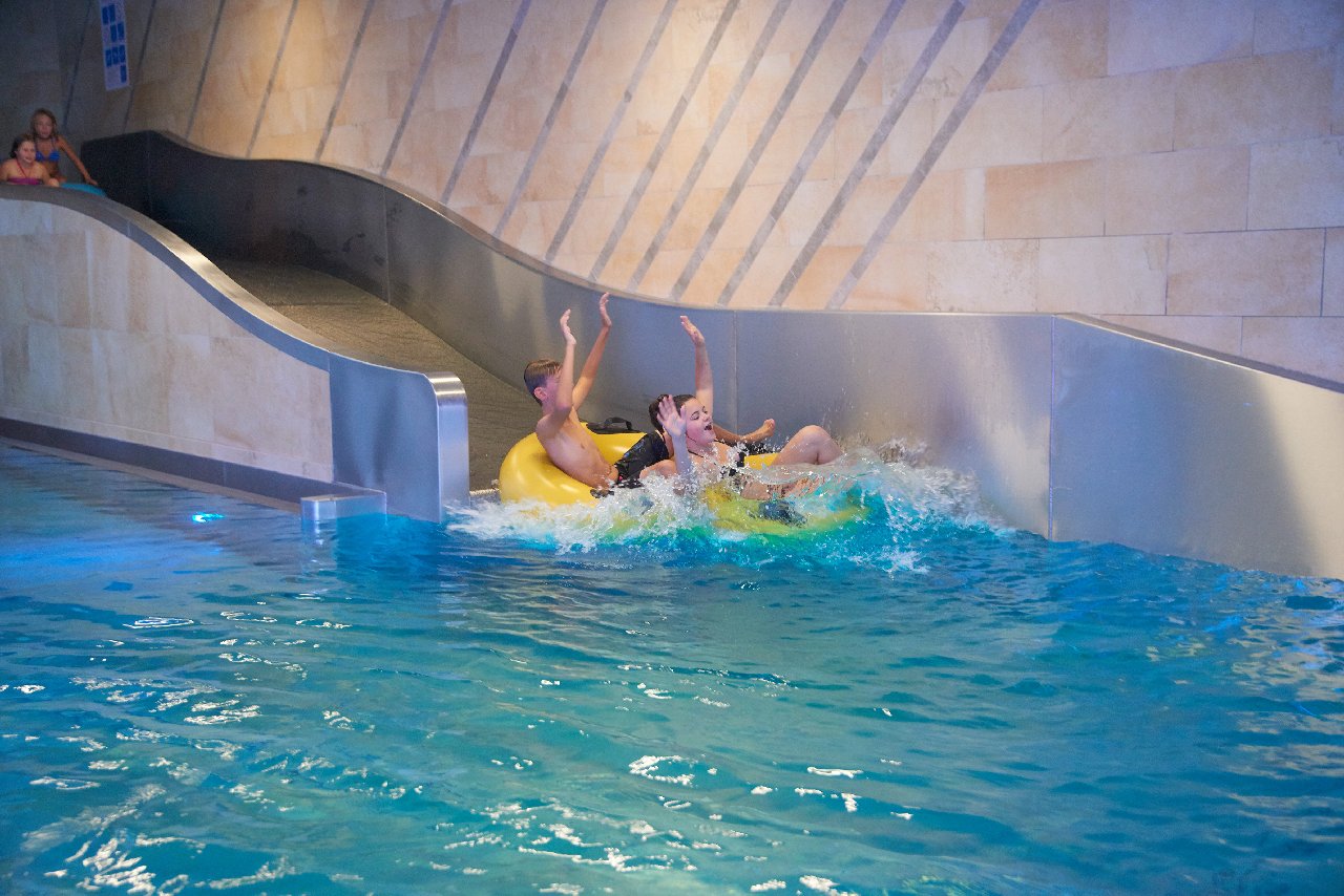 Schlosshotel Fiss, Waterworld AquaMonte-Splach slide 