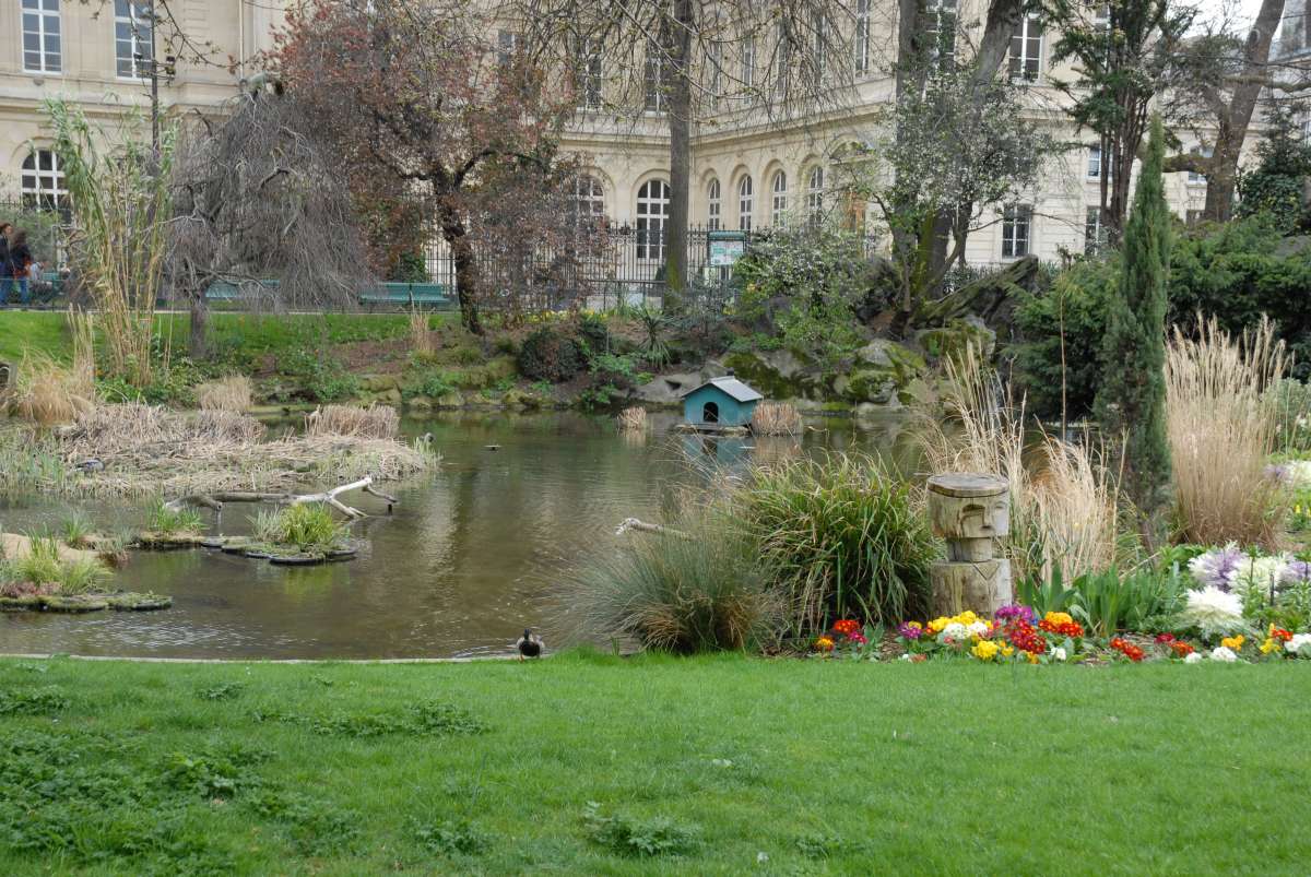 Square du Temple, Paris