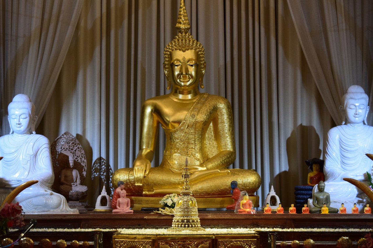 Sri Lanka Kandy Buddha
