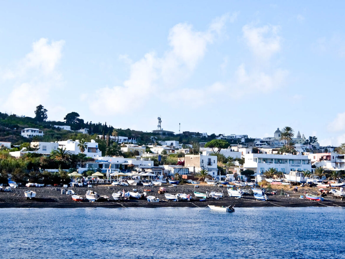 Stromboli Port
