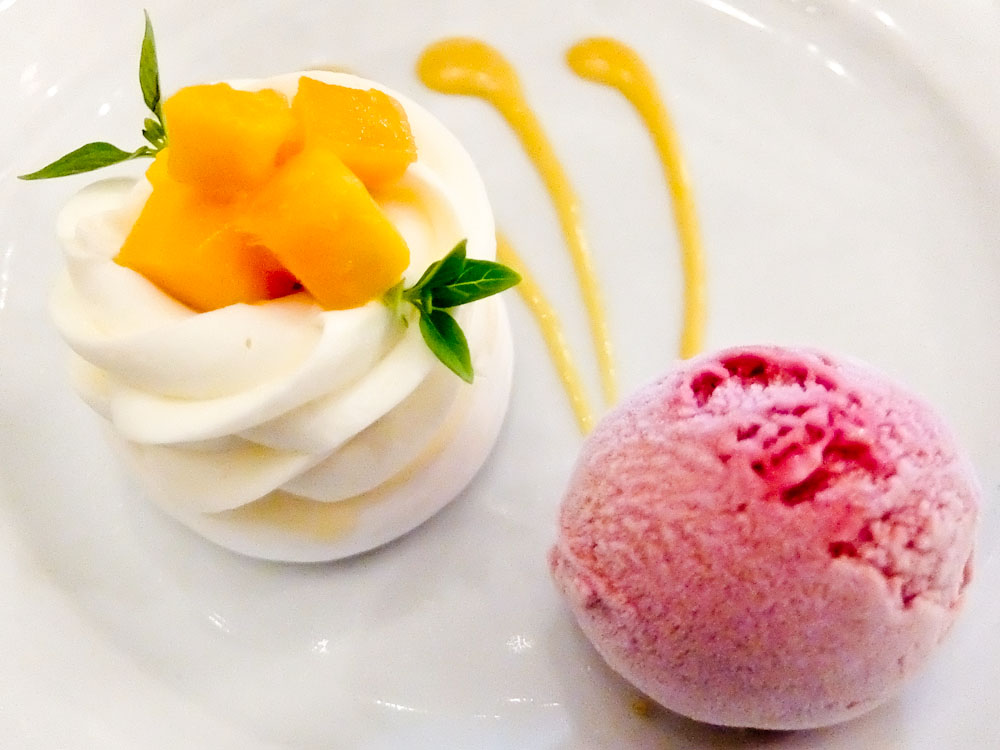 Supper Club Pavlova