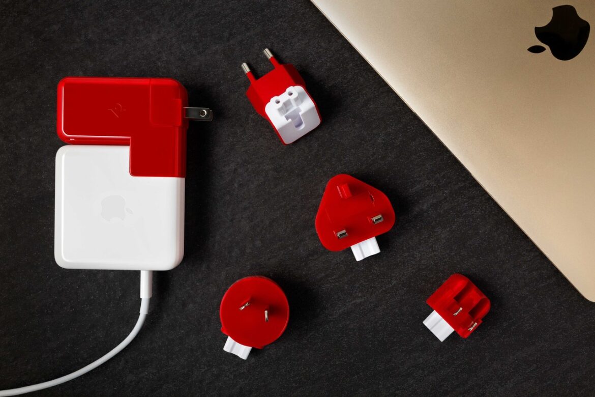 Twelve_South_PlugBugDuo_LS_HiRes-2