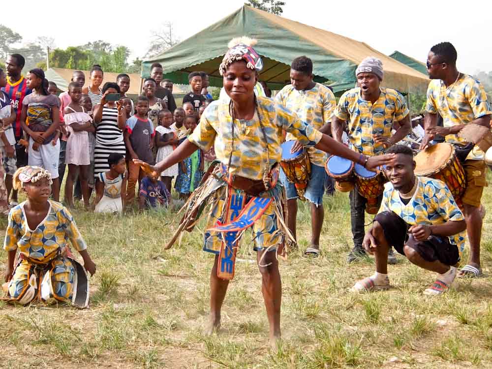 Wêhêde Festival Dancing Girls