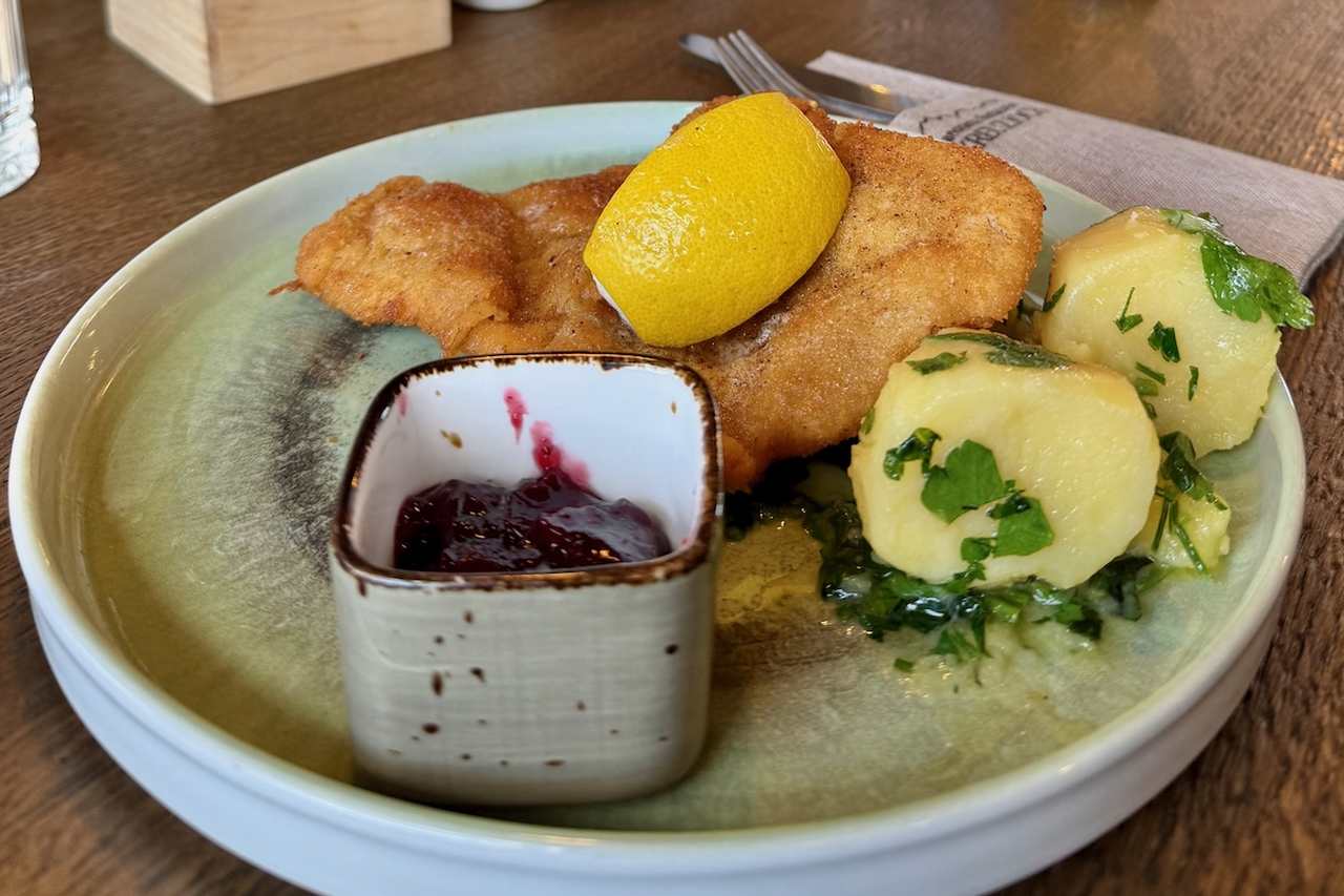 Wiener Schnitze at Panorama Restaurant Kreuzjoch, Schlick 2000