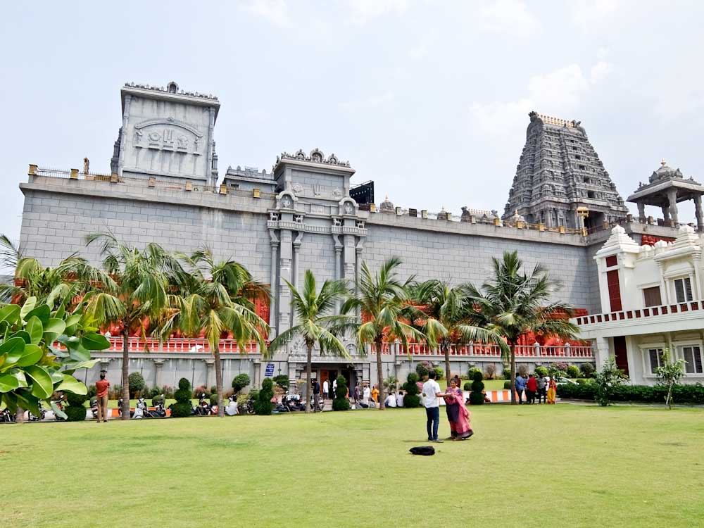 Yadadri Temple and Lawn