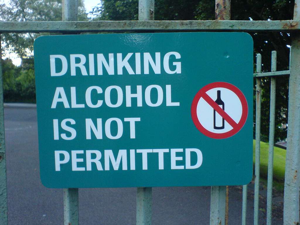 Resultado de imagen para countries forbidden alcohol